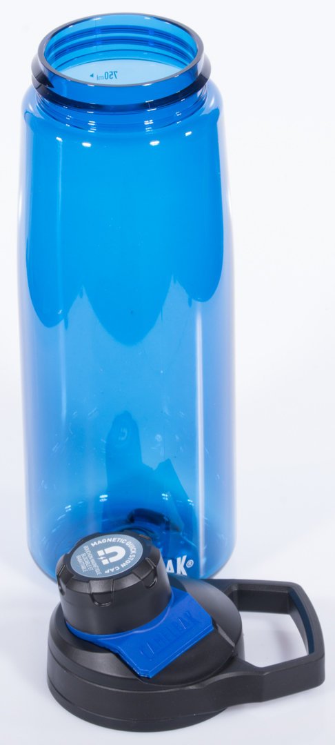 Camelbak Chute Trinkflasche mit 2 Schrauböffnungen und Magnethalter 750ml